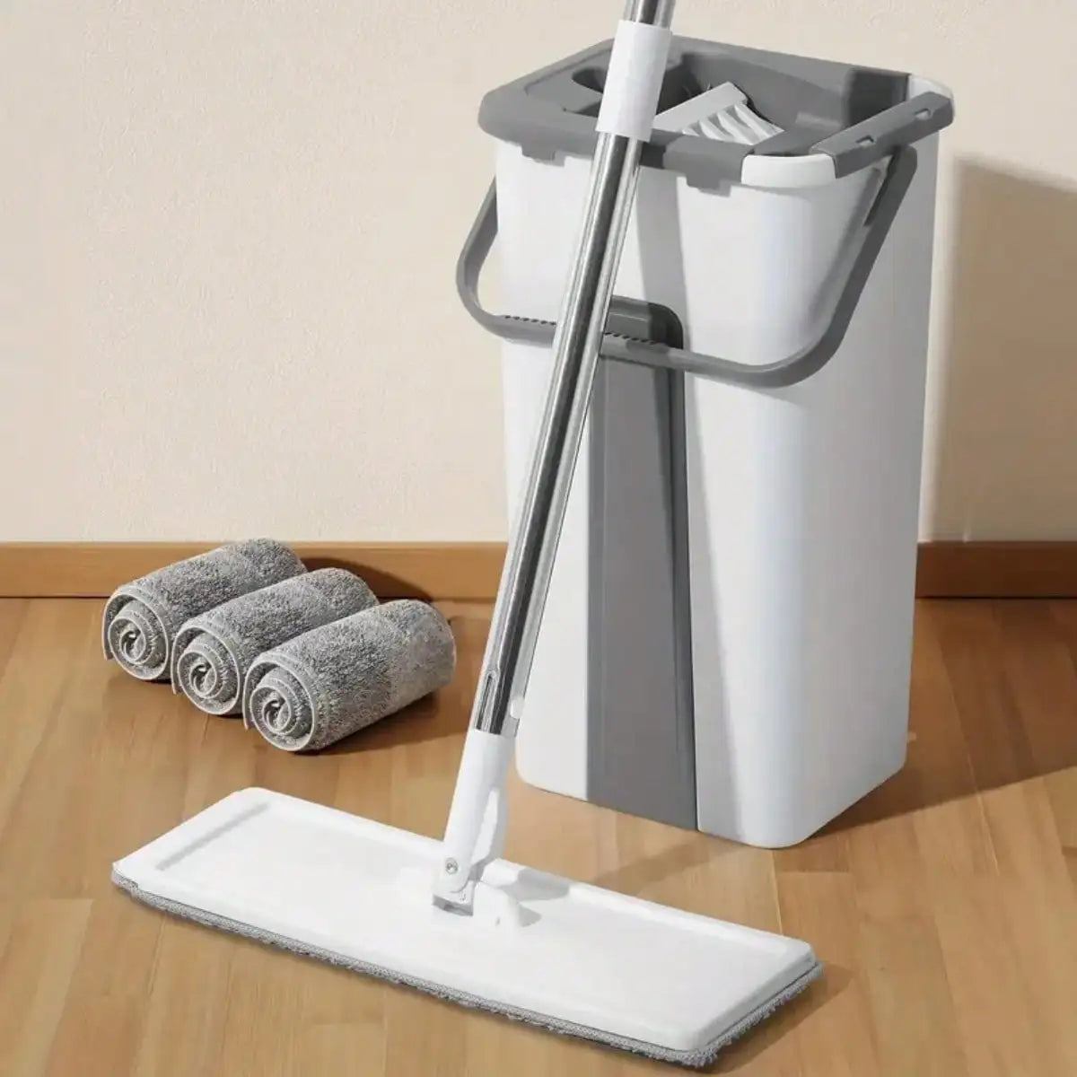 Hand Free Flat Floor Mop And Bucket Set For Professional Home Floor Cleaning System With 3PCS Washable Microfiber